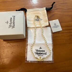 Vivienne Westwood Saturn Pearl Necklace Gold